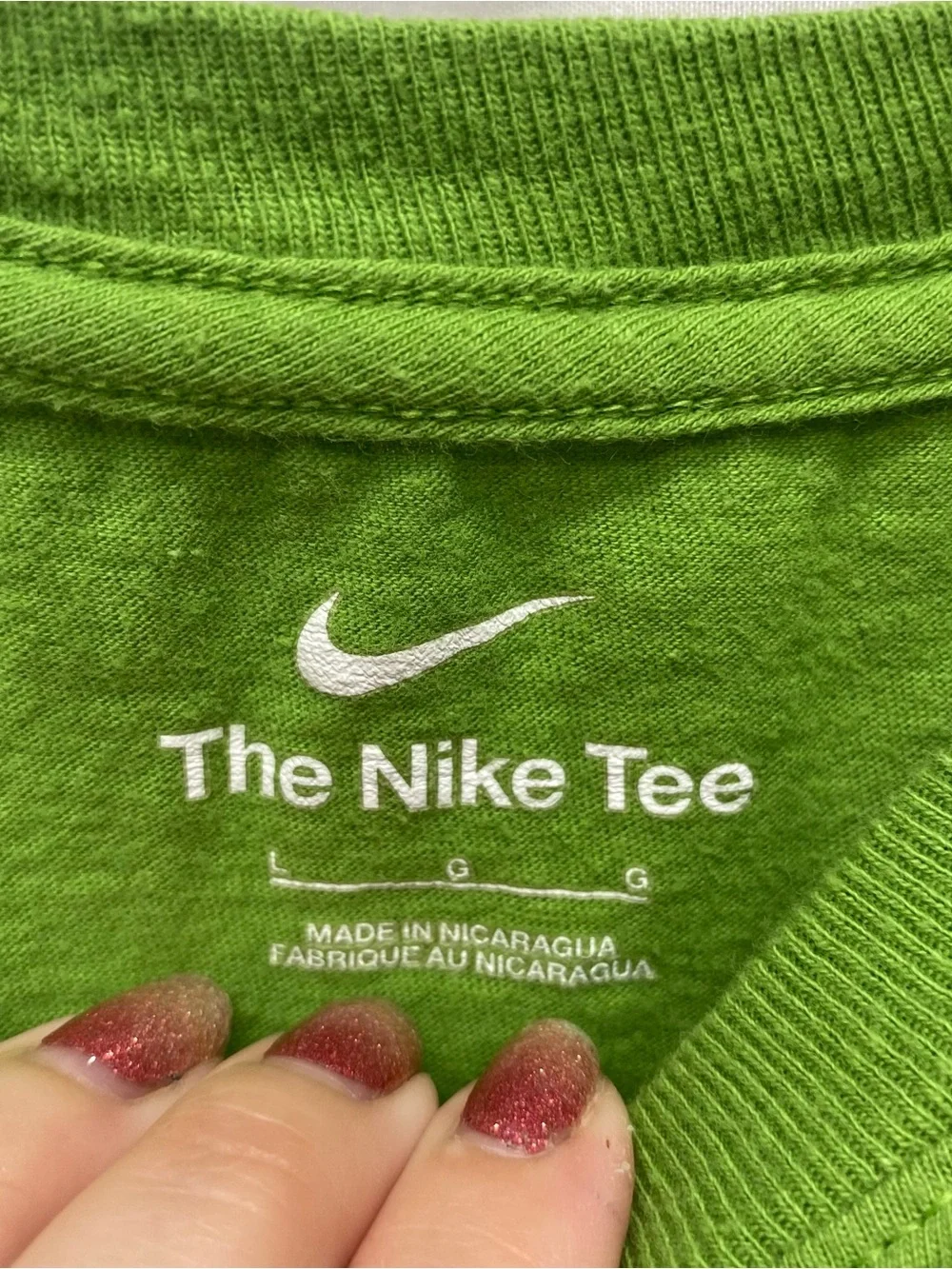 Nike large t-shirt green boys girls short sleeve activewear tee